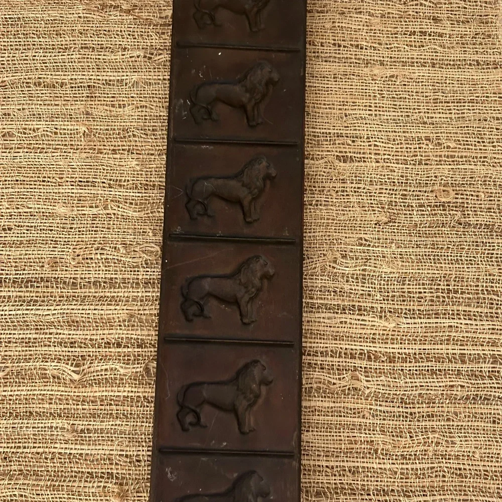 Vintage Copper English Candy Mold  With Lions. Kitchen Collectible.